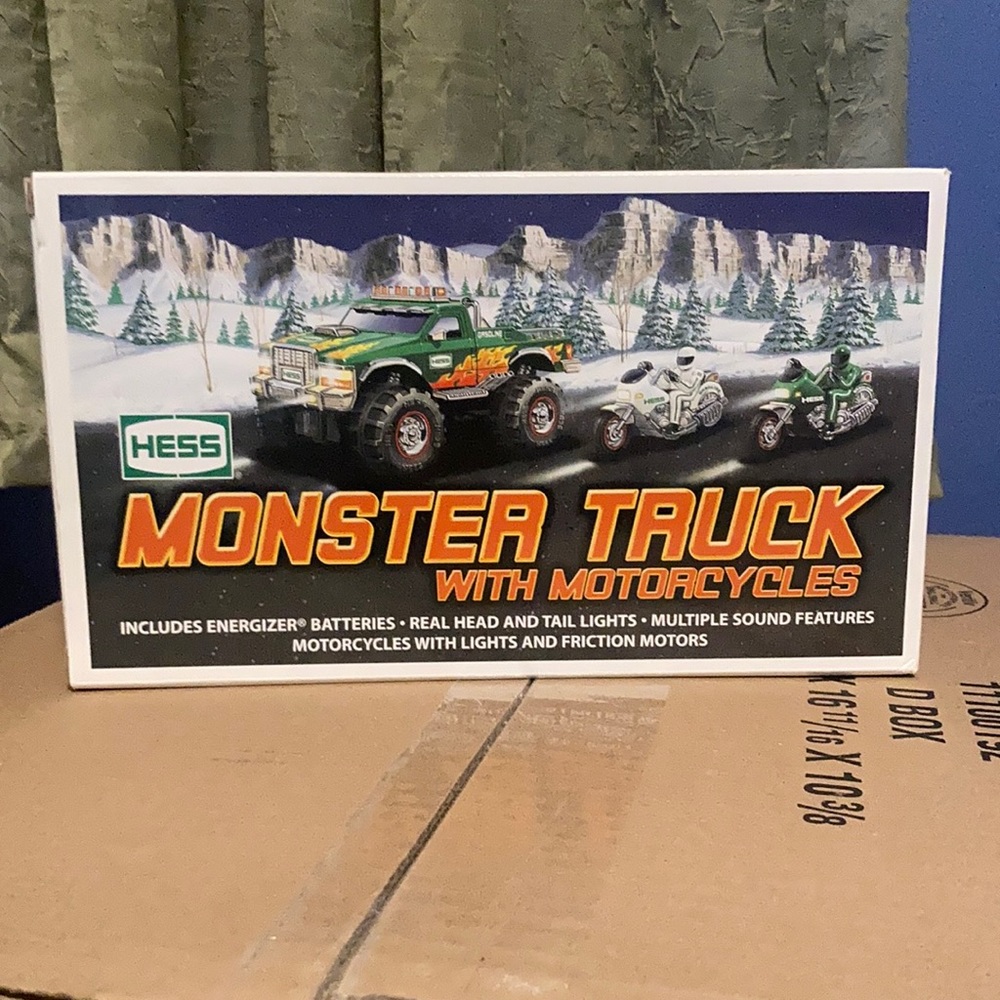 2007 Hess Monster Truck with Motorcycles, NEW In Box